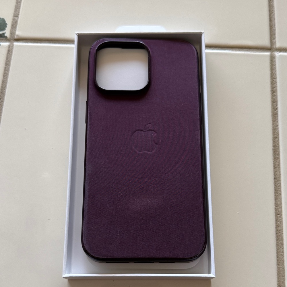 Apple Deep Purple Phone Case 15 Pro Max